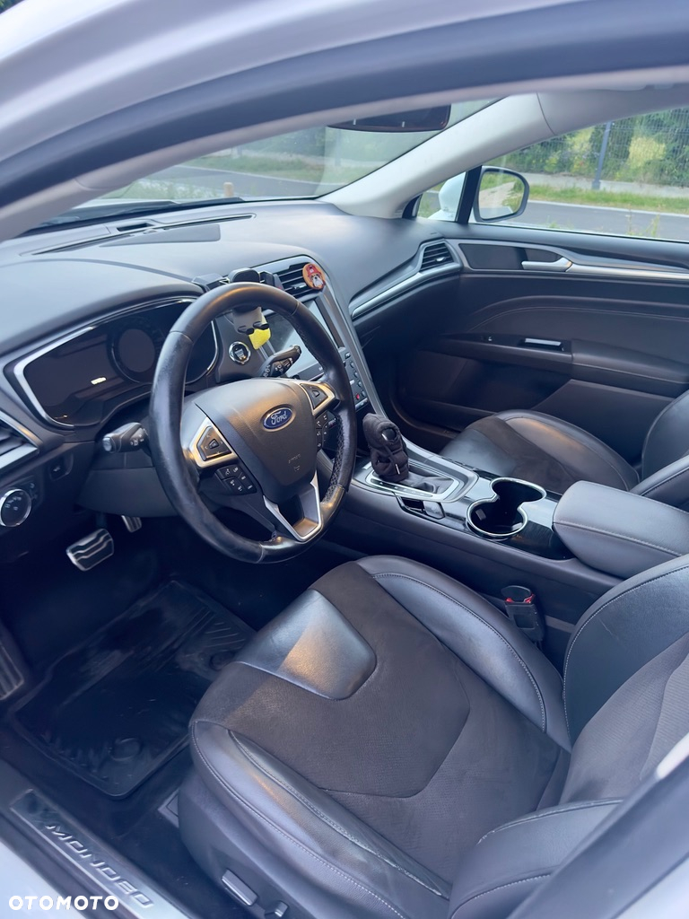 Ford Mondeo - 15