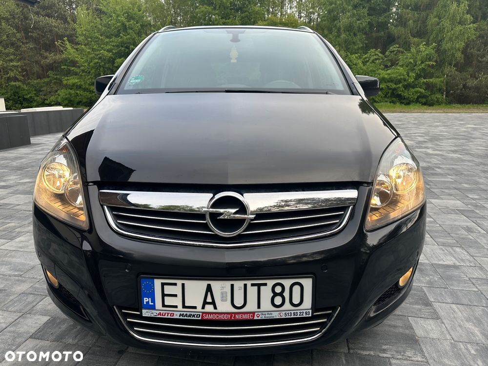 Opel Zafira 1.8 Cosmo - 12