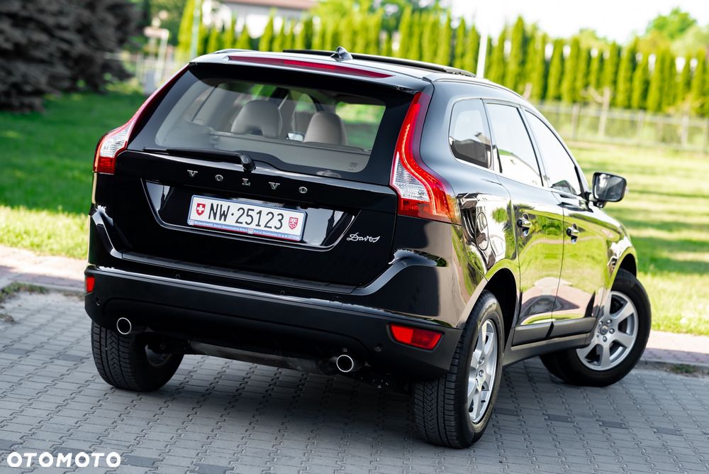 Volvo XC 60 T6 AWD RDesign - 11