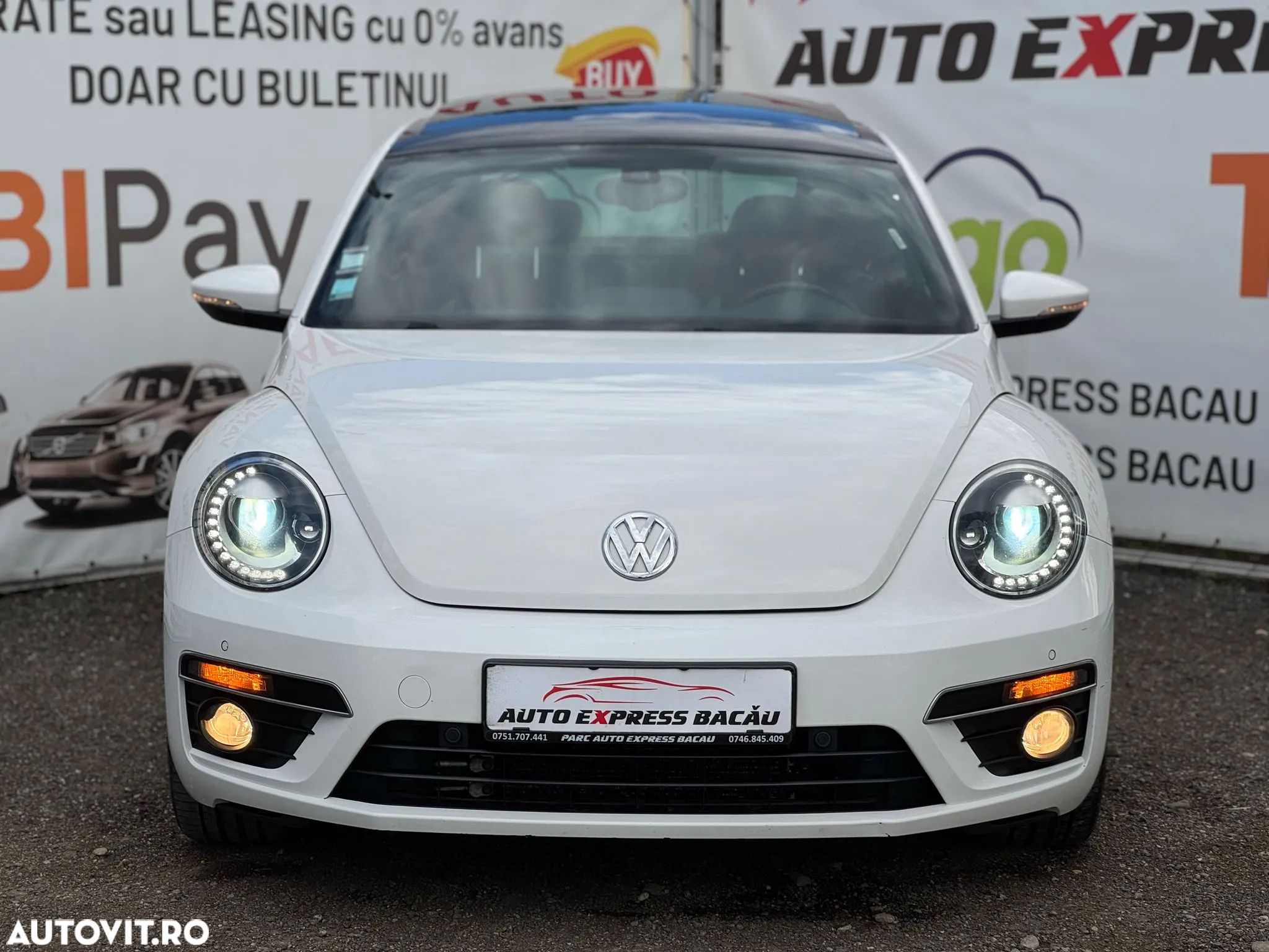 Volkswagen Beetle The 2.0 TDI DSG DPF - 11