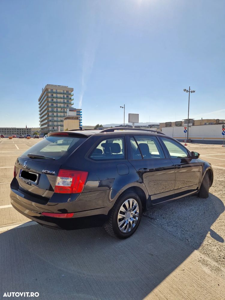 Skoda Octavia - 4