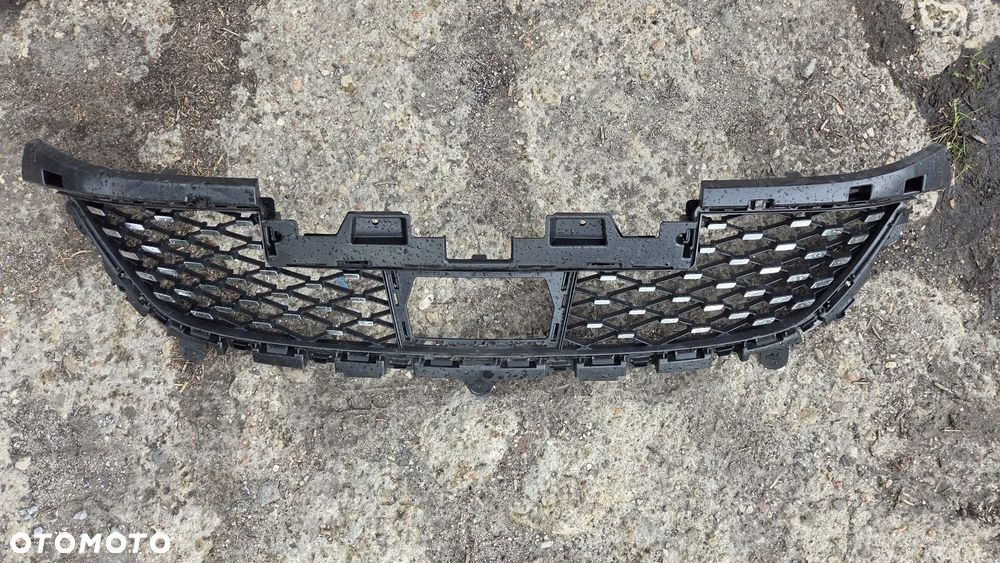 Kratka grill Renault ZOE 620841817R - 1