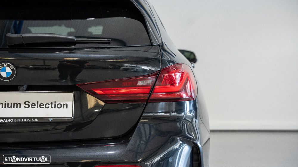 BMW 116 d Pack Desportivo M Auto - 24