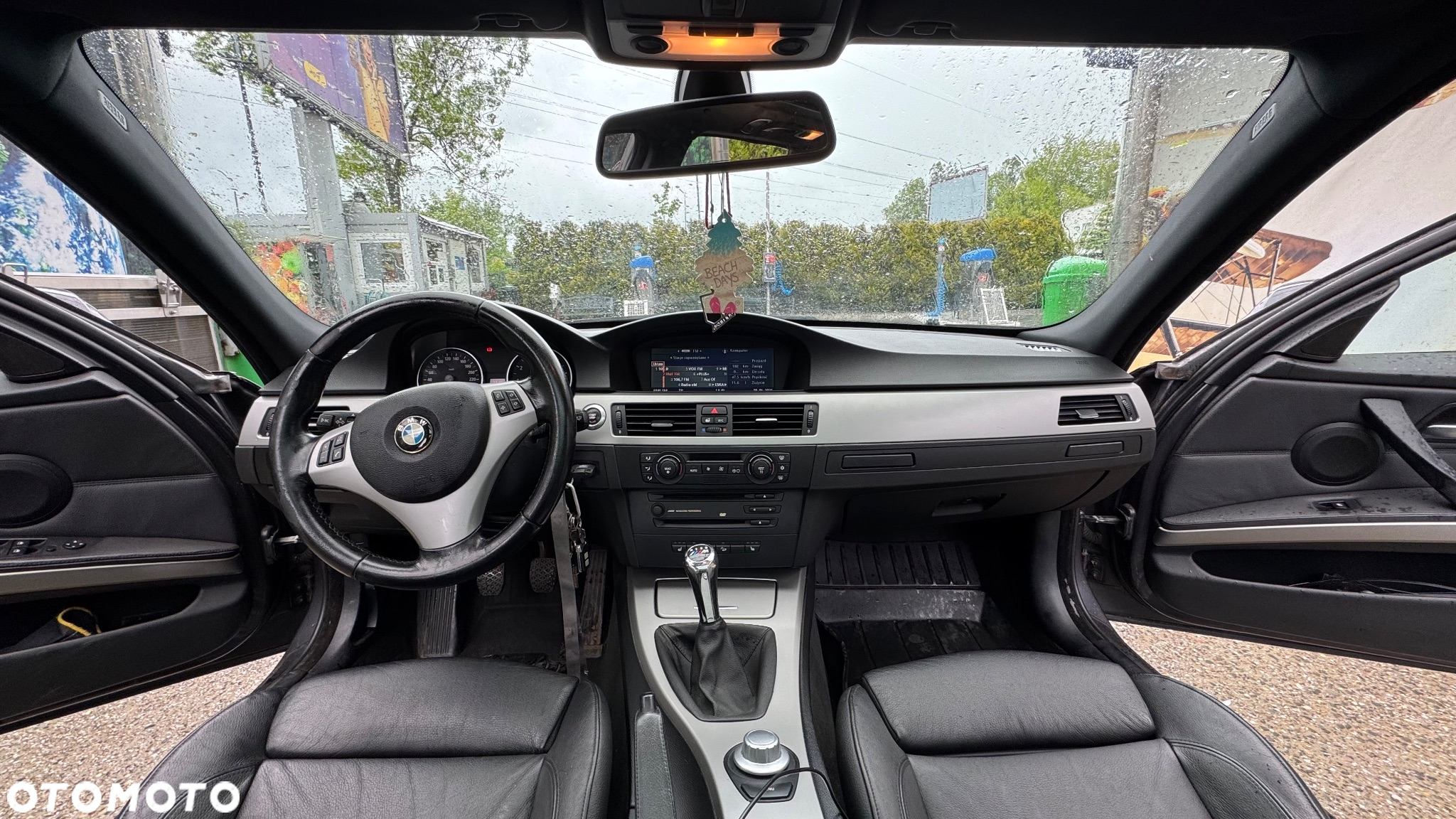 BMW Seria 3 325xi Touring - 14