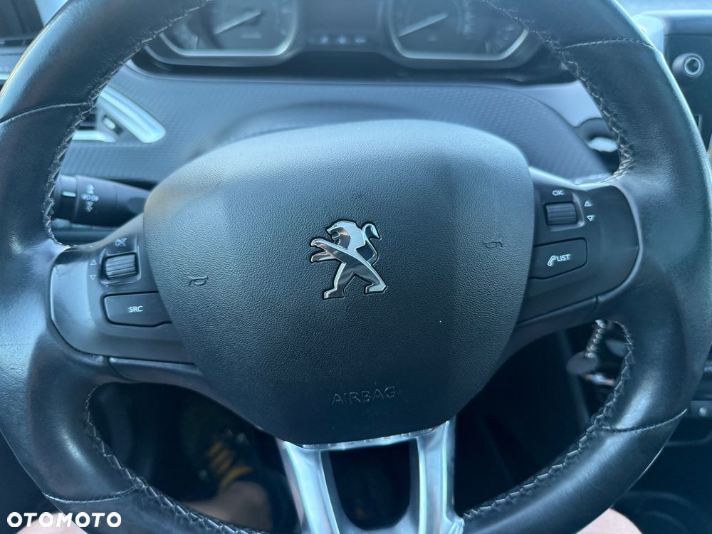Peugeot 2008 PureTech 130 Stop&Start Allure - 20