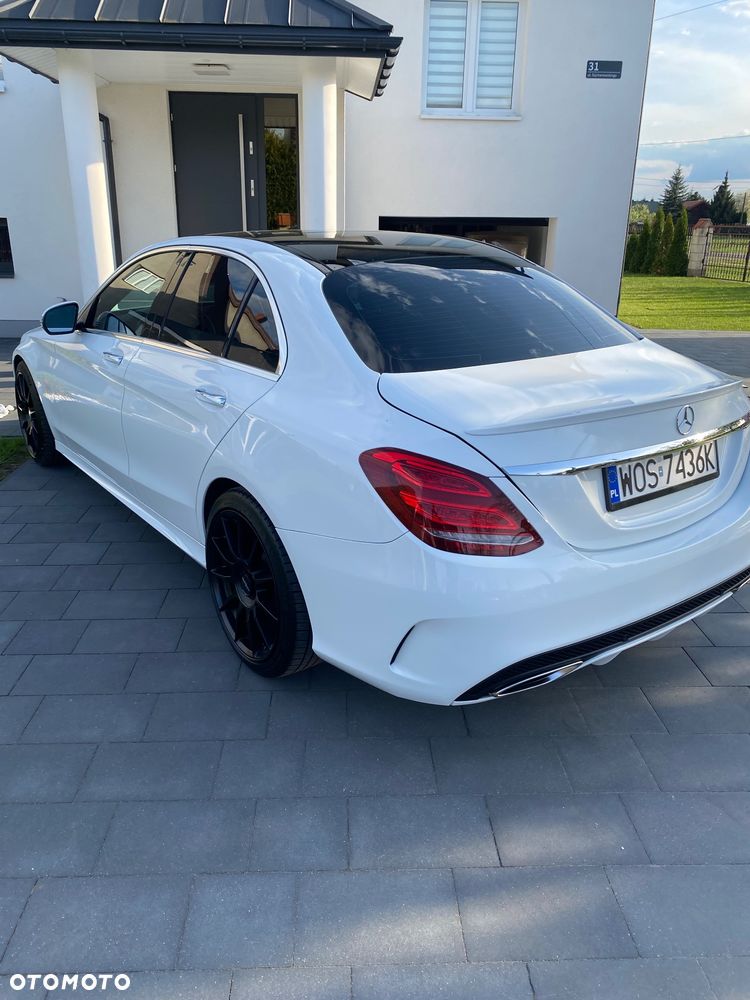 Mercedes-Benz Klasa C 300 T 9G-TRONIC AMG Line - 21