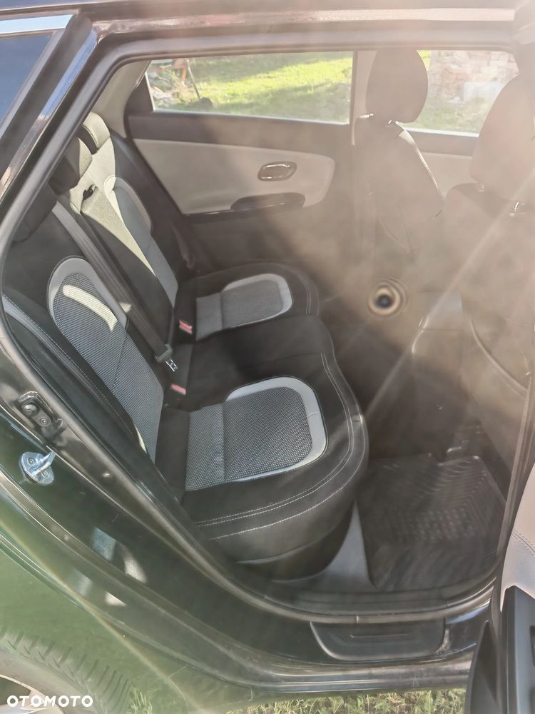 Kia Ceed 1.6 CRDi M - 10