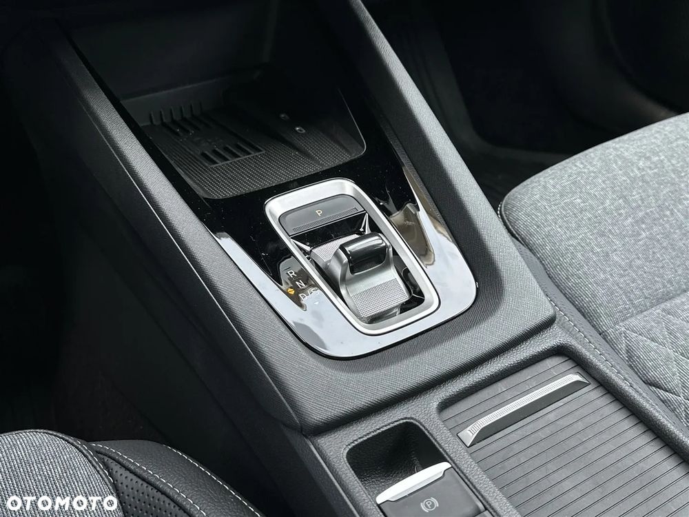 Skoda Octavia 1.5 TSI mHEV Sportline DSG - 19