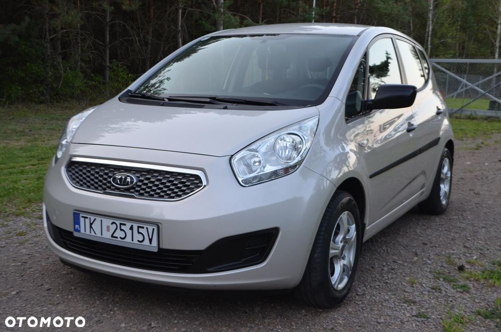 Kia Venga - 15
