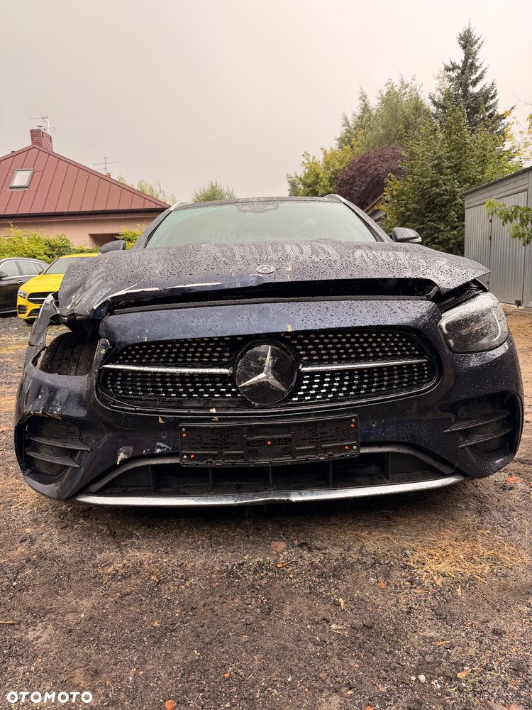 Mercedes-Benz Klasa E - 24