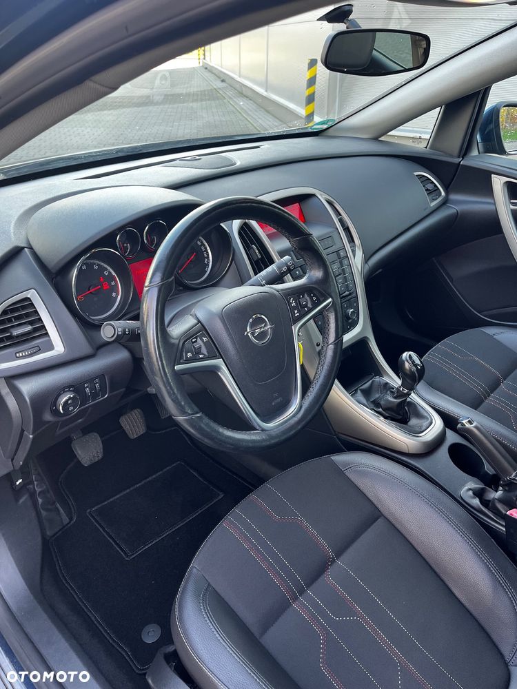Opel Astra 1.4 Turbo - 19