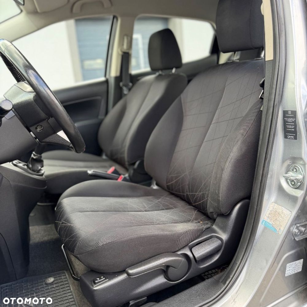 Mazda 2 - 19