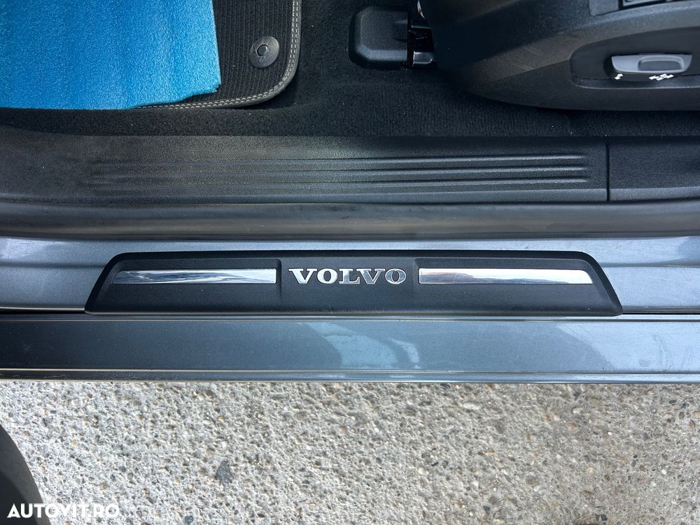 Volvo V40 D4 VEA Momentum - 22