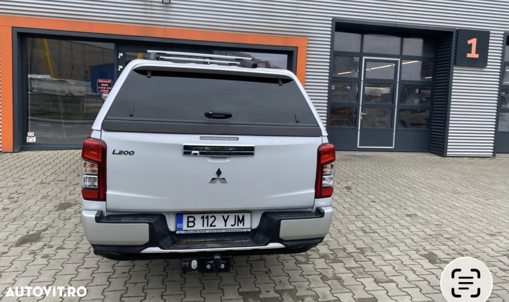 Mitsubishi L200 - 16