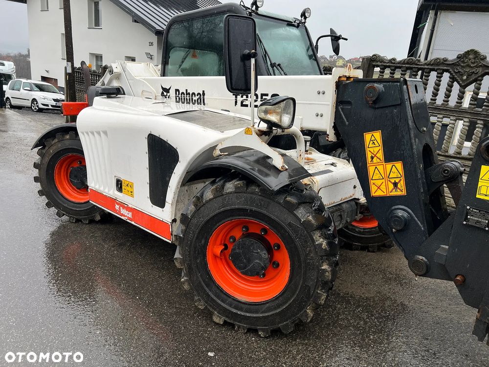 Bobcat T2250 | Ładowarka Teleskopowa | BOBCAT T 2250 | Udźwig 2200 kG | 5 Metrów | Nowe Opony | w Oryginale | Stan IDEALNY | Miniładowarka | 6 Metrów | - 21