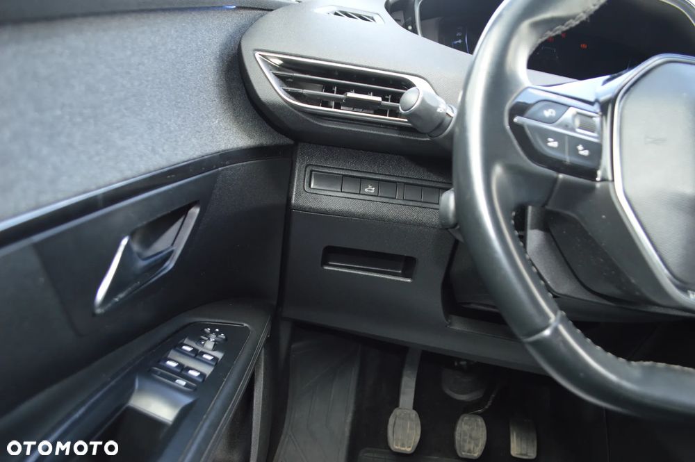 Peugeot 5008 1.5 BlueHDi Active S&S - 17