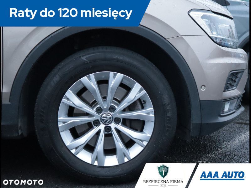 Volkswagen Tiguan - 15