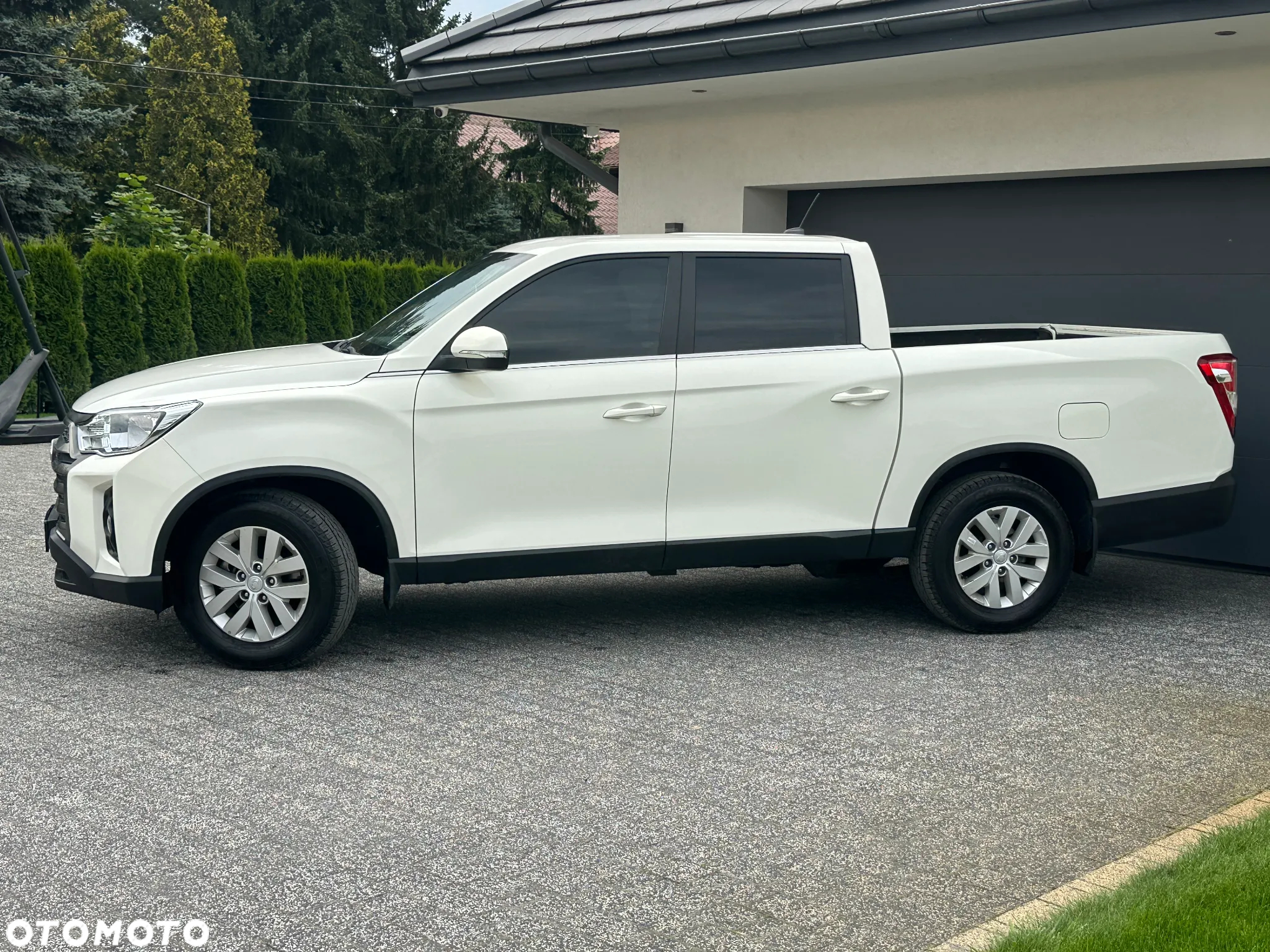 SsangYong/KGM Musso Grand 2.2 e-XDi Crystal 4WD - 3