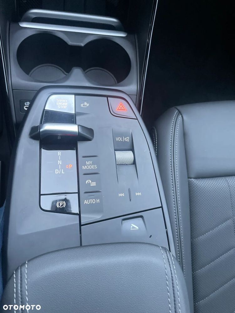 BMW X1 sDrive18i - 19