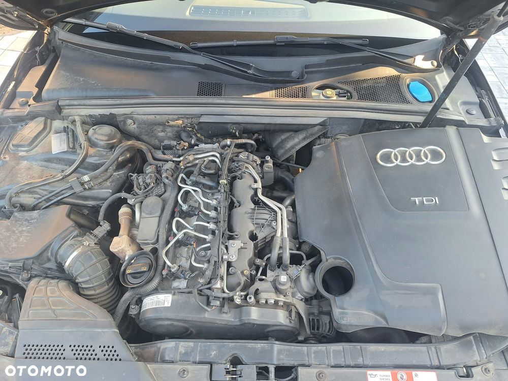 Audi A4 Avant 2.0 TDI - 10
