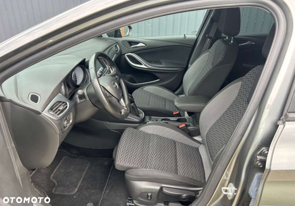 Opel Astra - 10