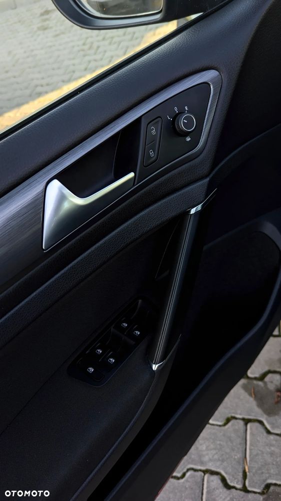 Volkswagen Golf VII 1.6 TDI BMT Comfortline - 14