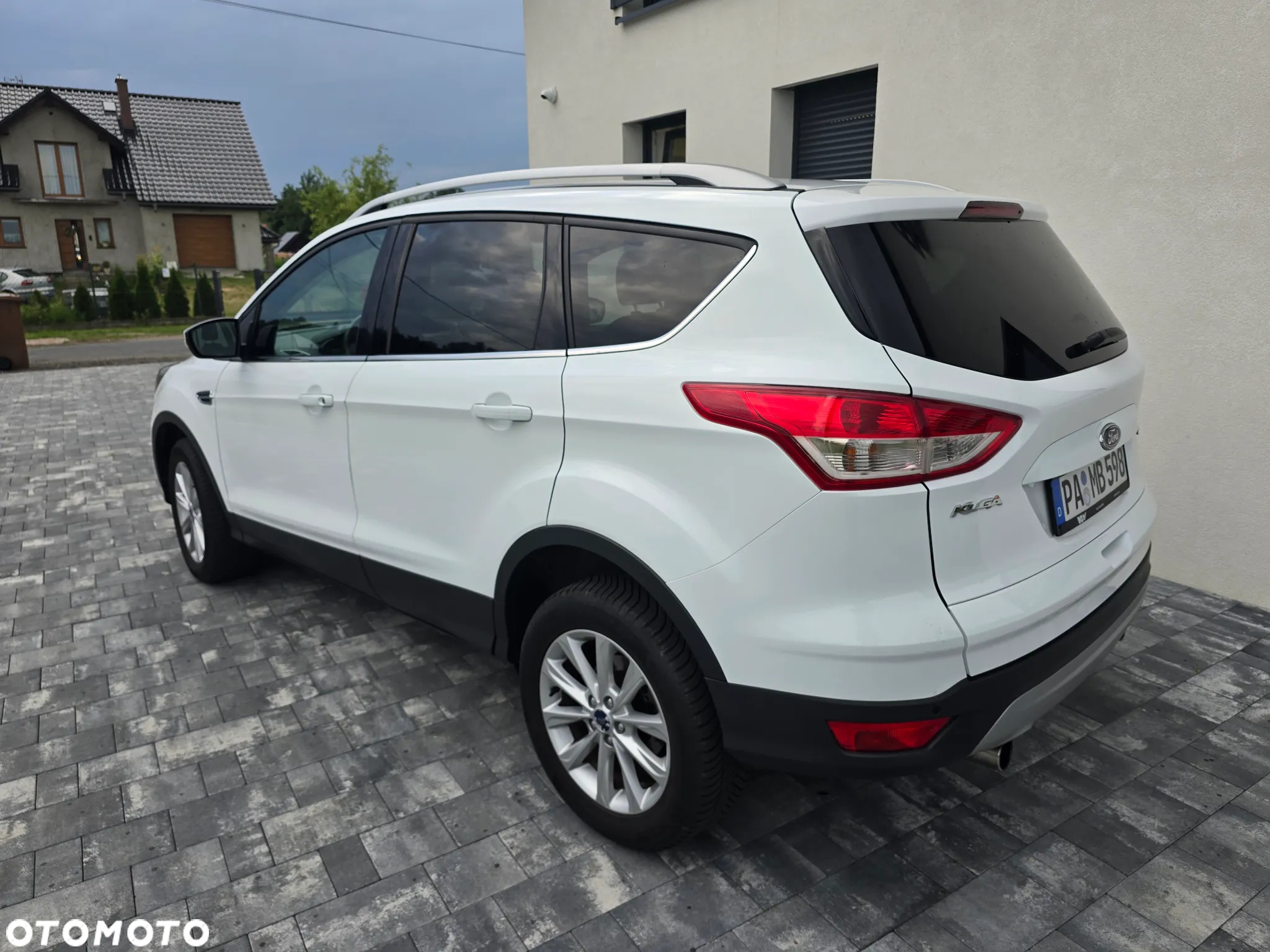 Ford Kuga - 5