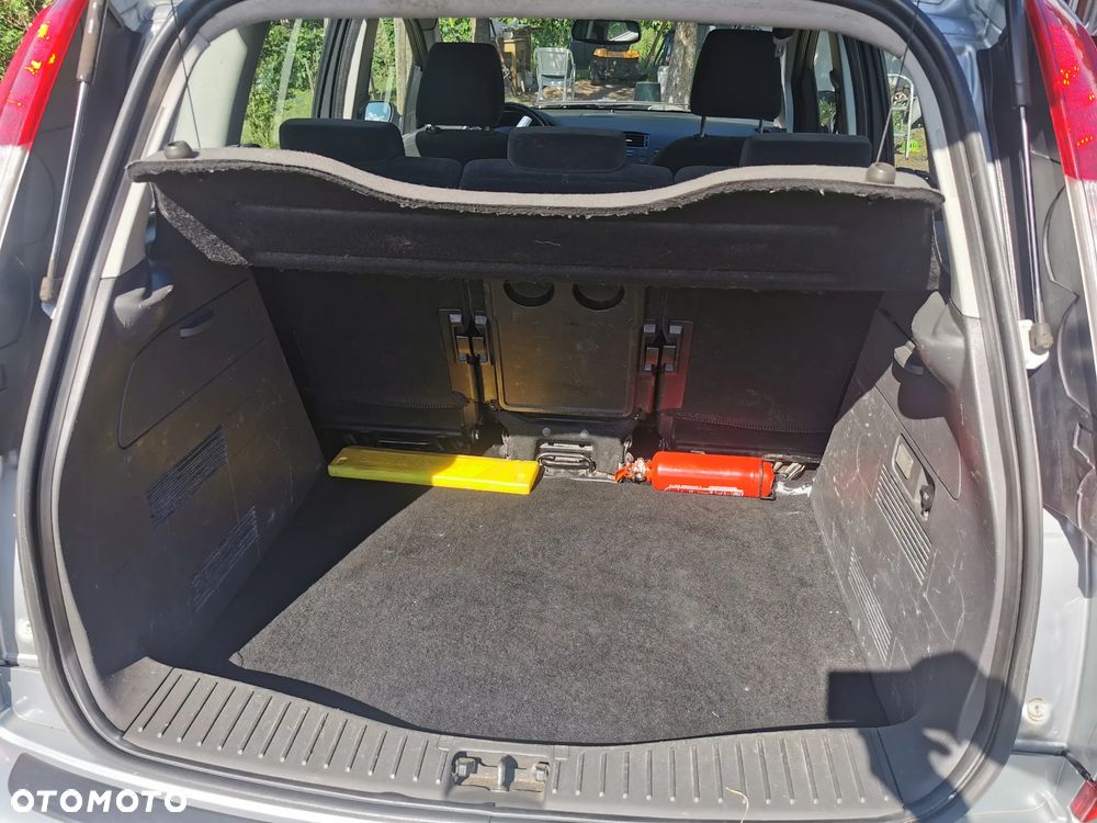 Ford Focus C-Max 1.8 Ghia - 30