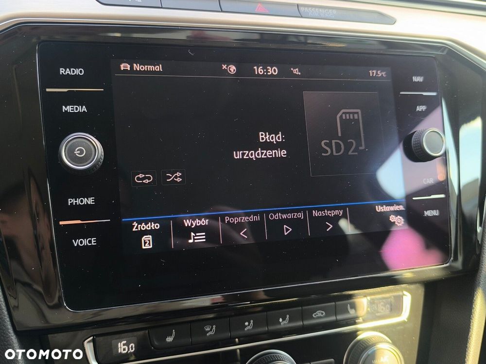 Volkswagen Passat - 21