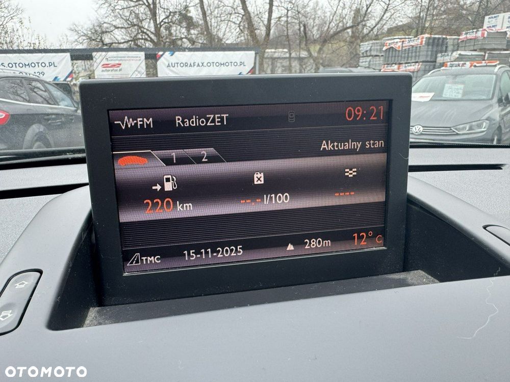 Peugeot 3008 1.6 Allure - 19