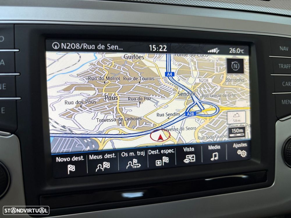 VW Passat Variant 2.0 TDI Confortline - 22