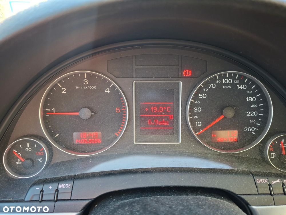 Audi A4 Avant 2.0 TDI - 6