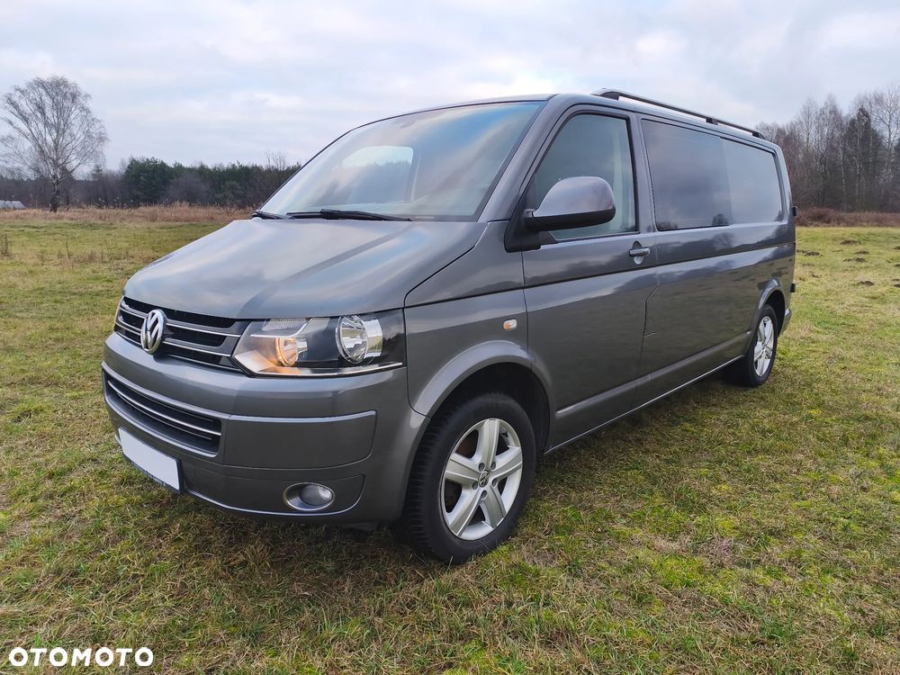 Volkswagen Transporter - 1
