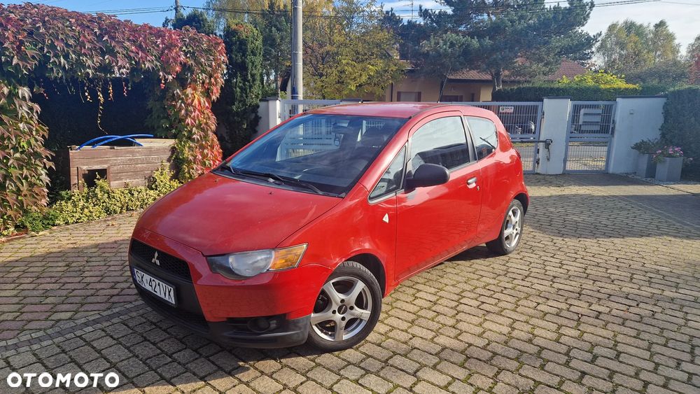 Mitsubishi Colt - 1