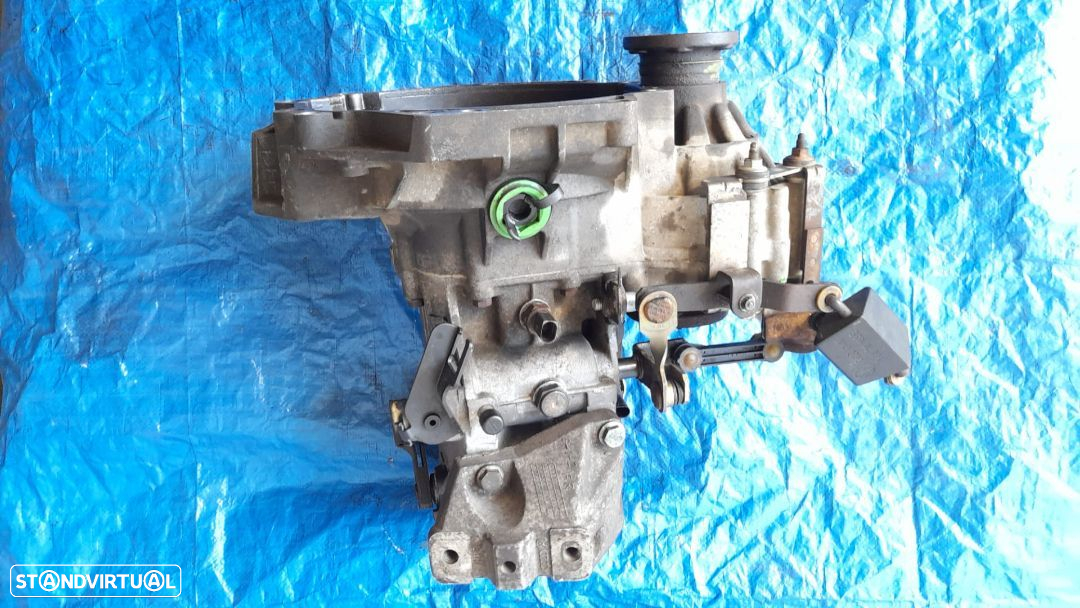 CAIXA VELOCIDADES DUW VW VOLKSWAGEN GOLF IV 4 MK4 1.4i 16V 75CV AHW LEON 1M - 3