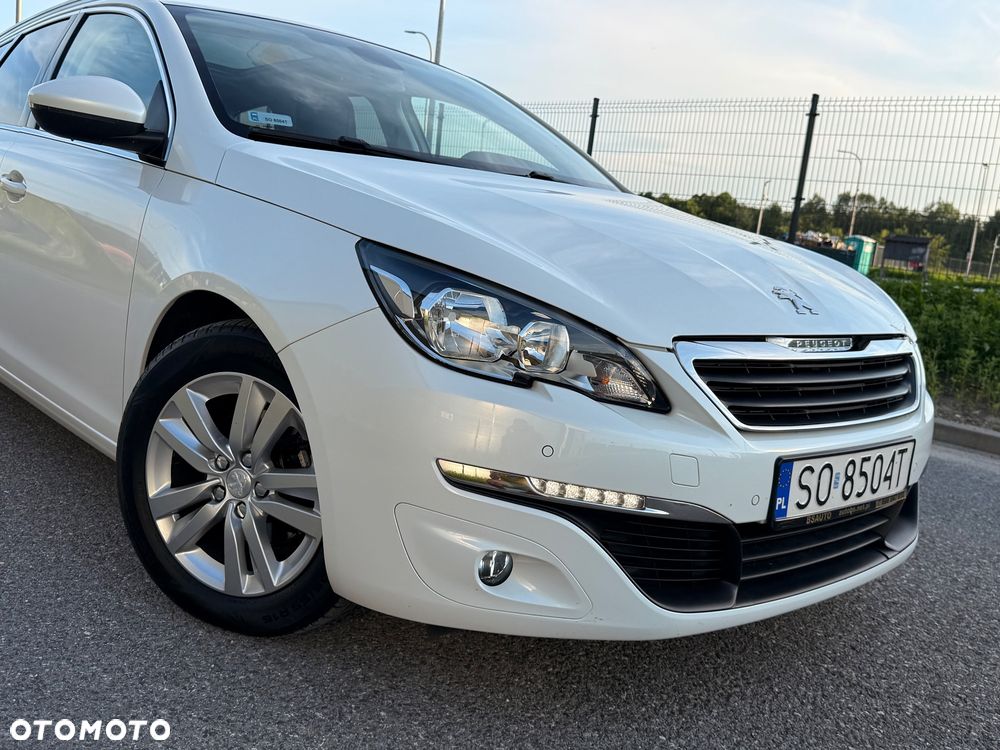 Peugeot 308 1.6 BlueHDi Allure S&S - 12