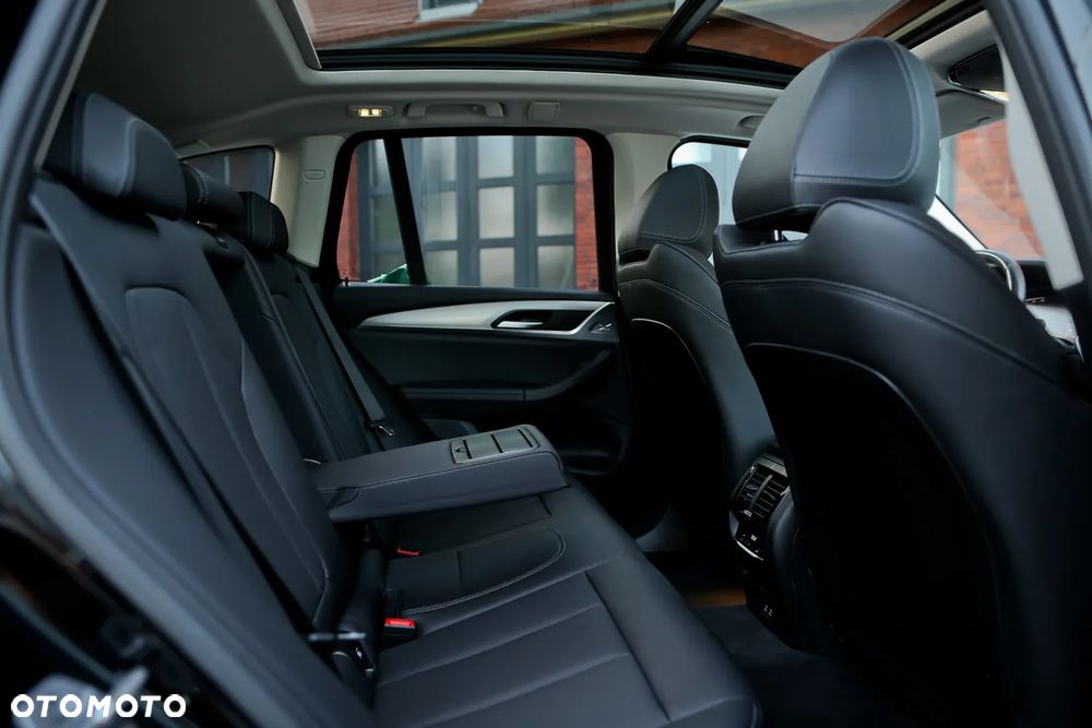 BMW X3 xDrive20d xLine - 26