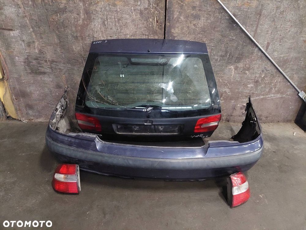 KOMPLETNY TYŁ VOLVO V40 I LIFT 343-22 KLAPA ZDERZAK LAMPY - 1