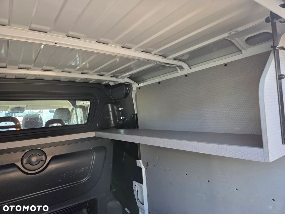 Opel Movano 2.2 DIESEL MultiCab L2H1 - 37