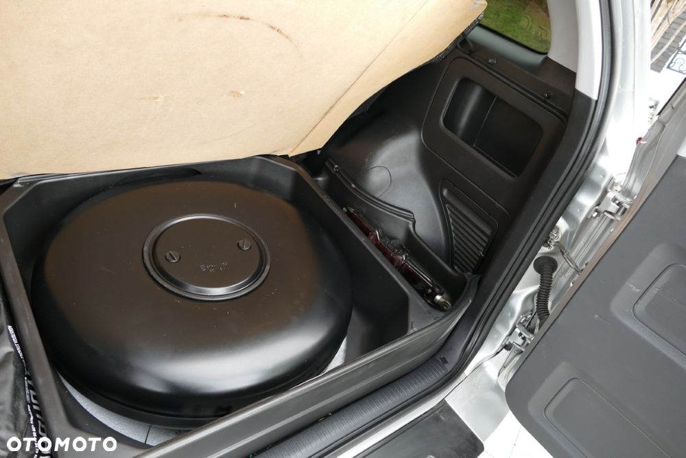 Suzuki Grand Vitara - 28