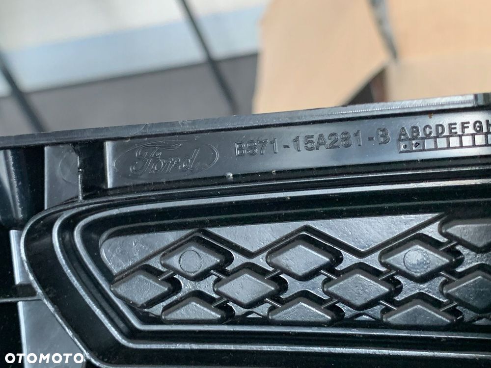 Zaślepka kratka listwa zderzaka FORD MONDEO MK4 FL - 4