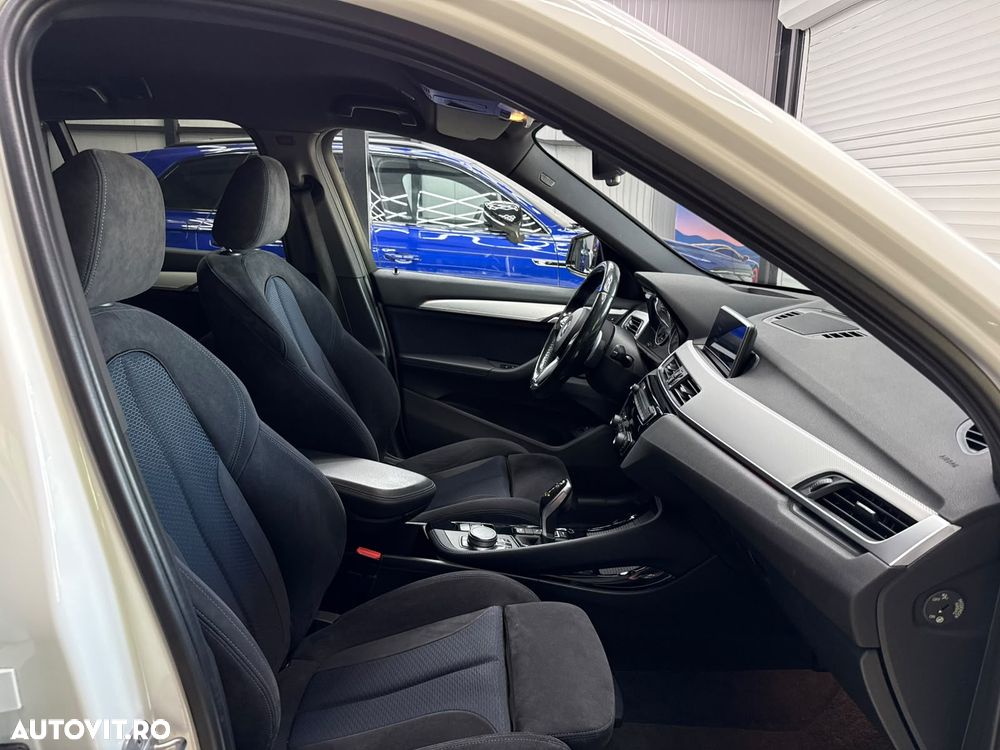 BMW X1 - 32