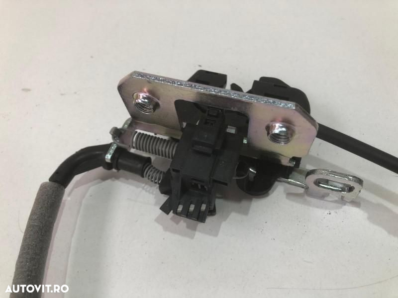 Broasca deschidere bancheta stanga spate a2049200164 Mercedes-Benz C- - 4