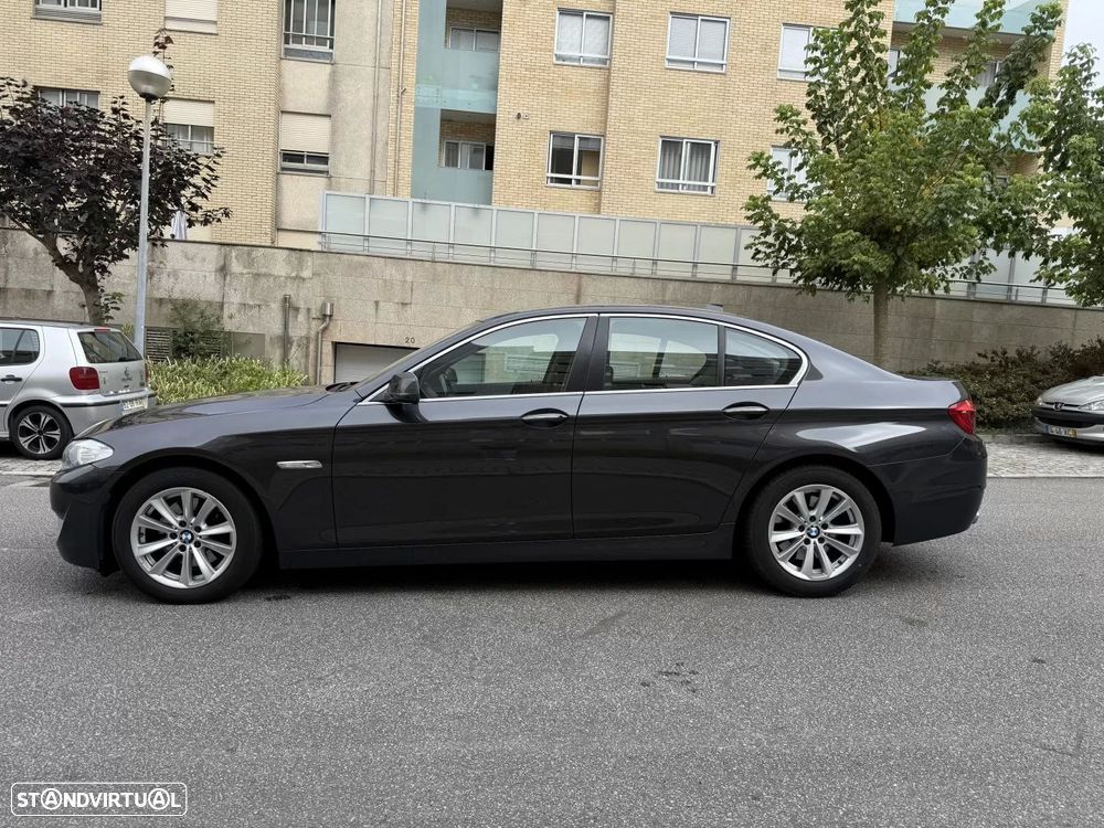 BMW 520 d Exclusive Auto 129g - 9