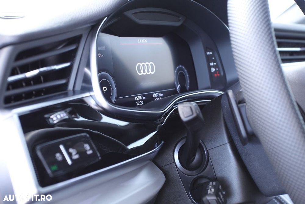 Audi Q8 55 TFSIe quattro tiptronic - 21
