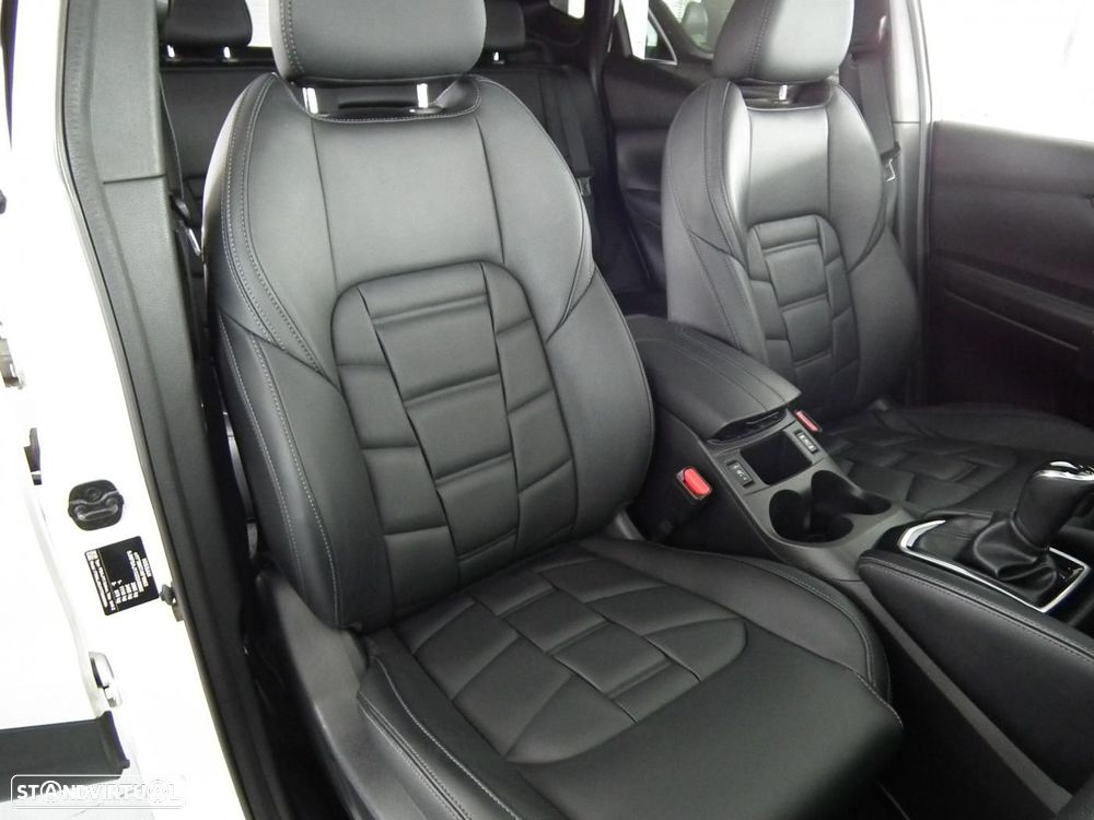 Nissan Qashqai 1.6 dCi Tekna Premium +Xtronic - 18