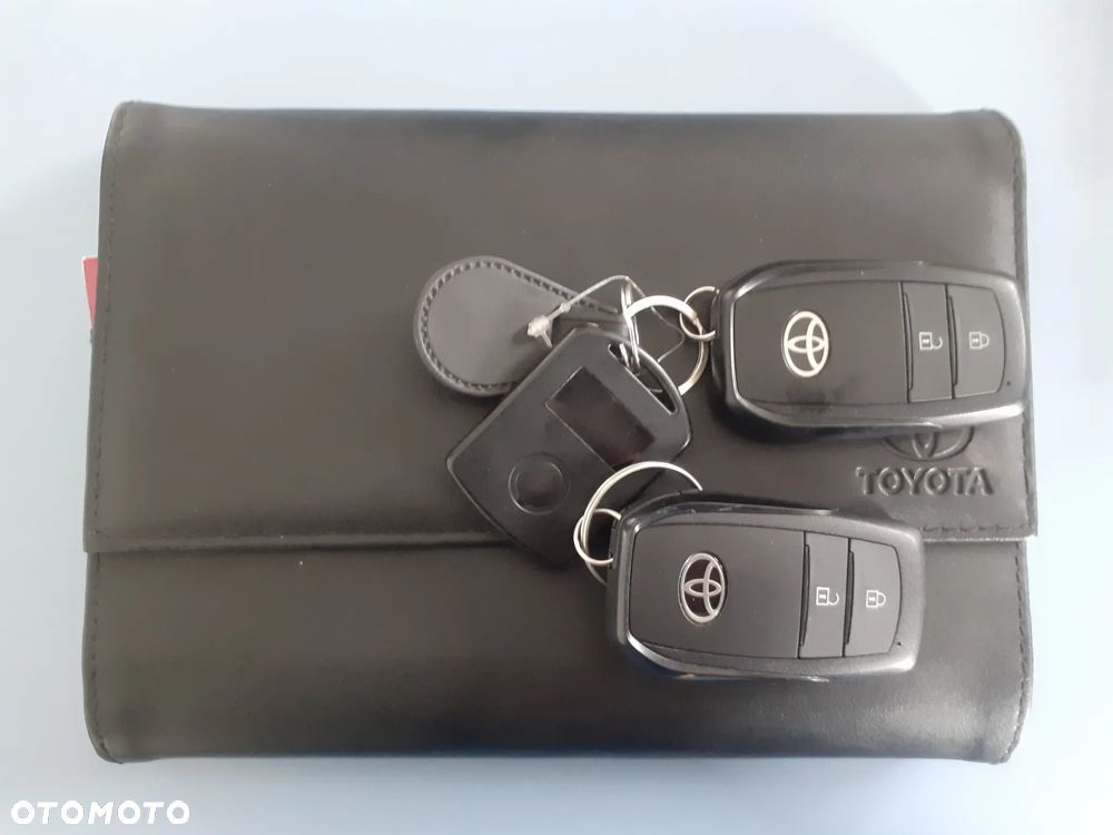 Toyota Yaris Hybrid 1.5 Executive - 26