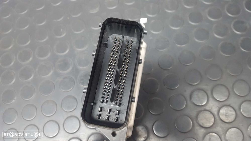 CENTRALINA DO MOTOR UCE HYUNDAI I10 SLE - 2