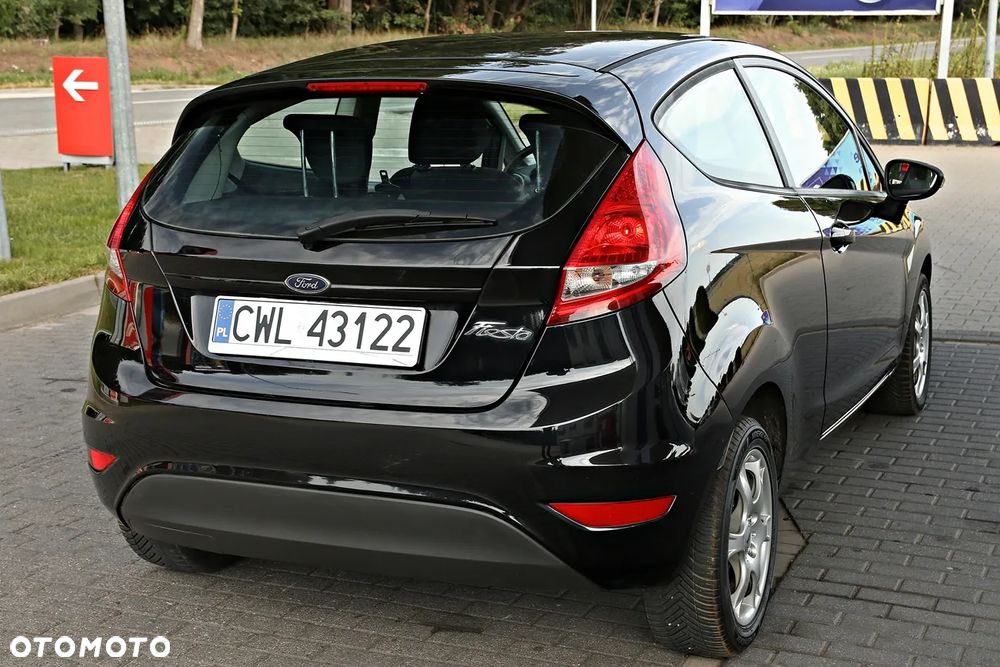 Ford Fiesta 1.25 Trend - 19