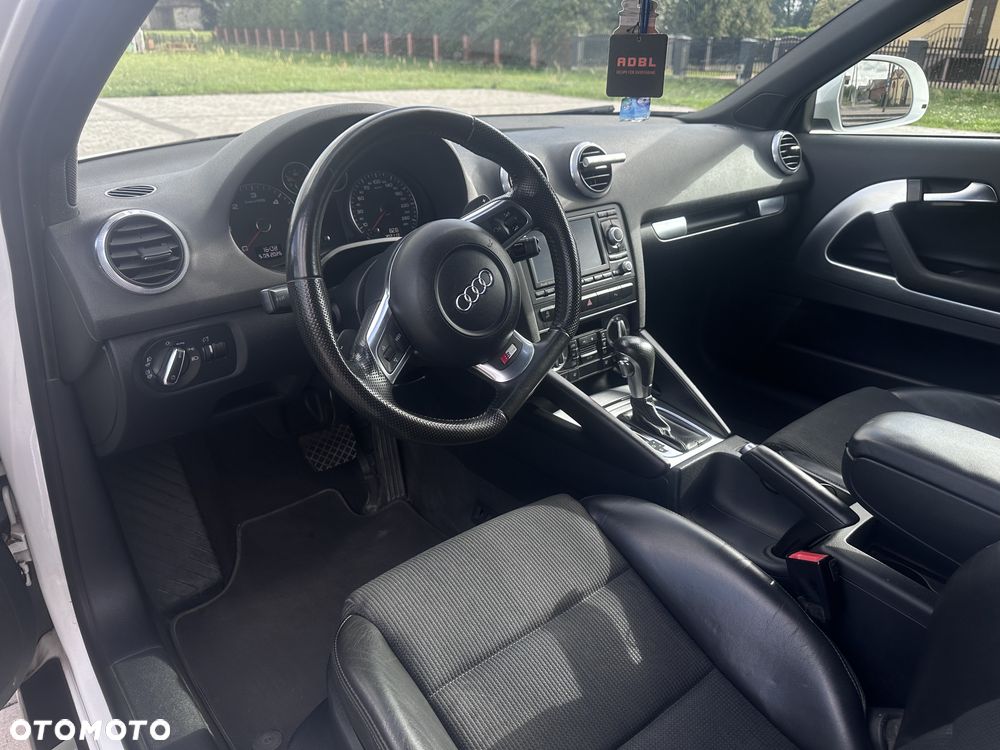 Audi A3 3-drzwiowe 2.0 TDI DPF Ambition S tronic - 13